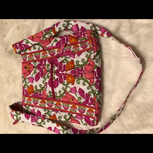 Vera Bradley Hipster - Picture 2 of 4